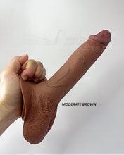 Laden Sie das Bild in den Galerie-Viewer, INFLATABLE PeeCock - Packer
